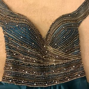 🎈TARIK EDIZ Off-Shoulder Beaded Gown